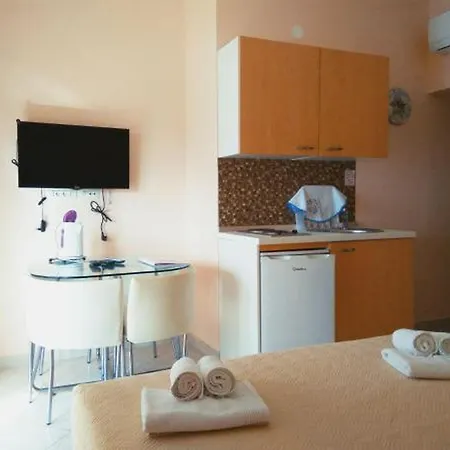 Viola Aparthotel 4*