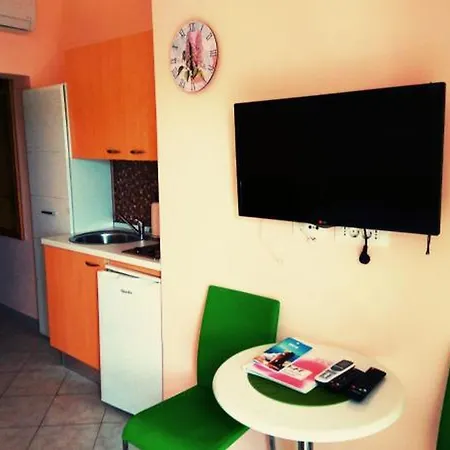 Aparthotel Viola 4*