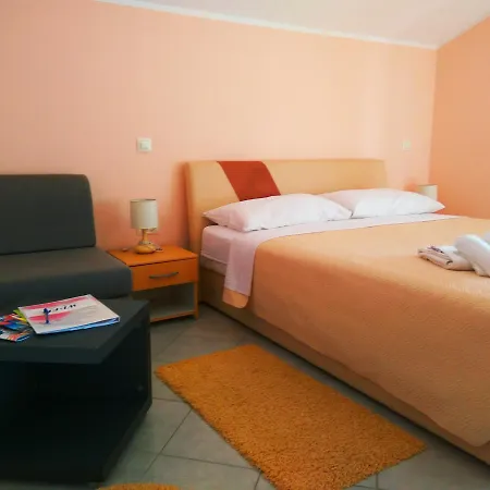 Lejlighedshotel Viola Pjescana Uvala