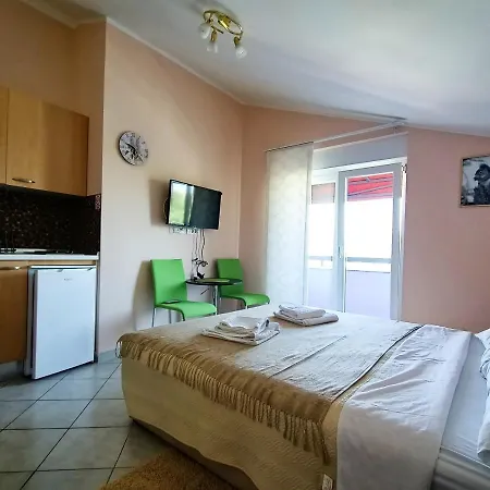 Aparthotel Viola Pjescana Uvala