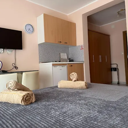 Aparthotel Viola