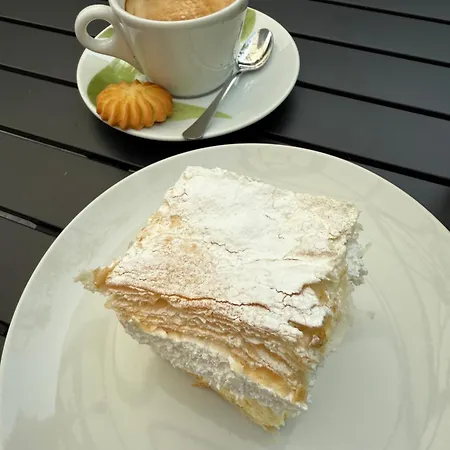 Viola 4* Pjescana Uvala