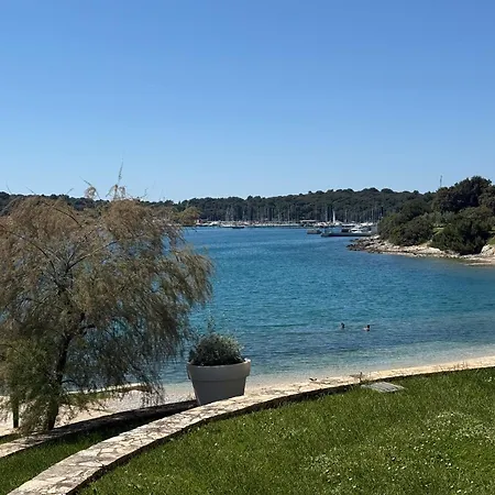 Apart Otel Viola Pjescana Uvala