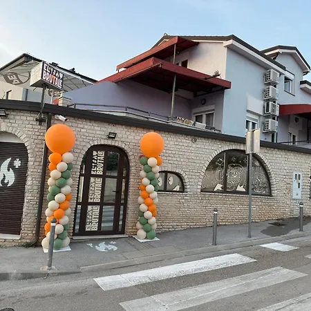 Aparthotel Viola