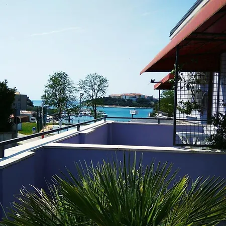 Apart Otel Viola Pjescana Uvala