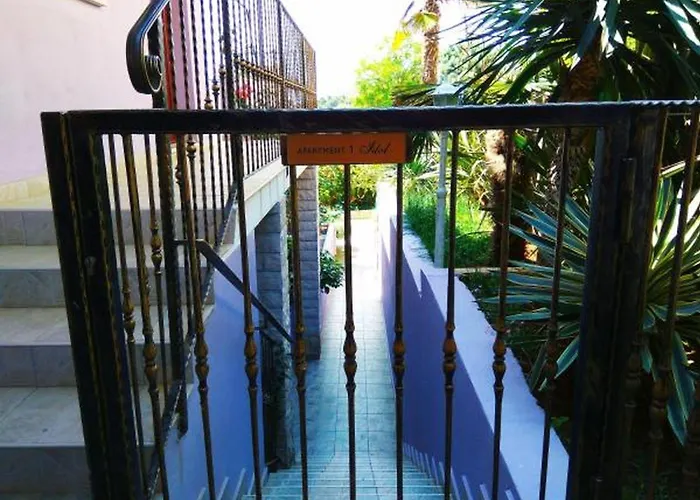 公寓式酒店 维欧拉公寓式酒店 4*